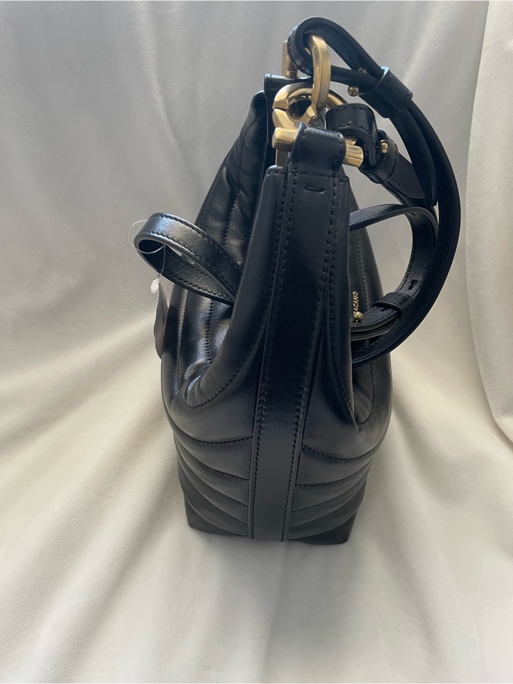 Salvatore Ferragamo Black Quilted Leather Hobo Shoulder Bag with Gold Hardware - Picture 4 of 7